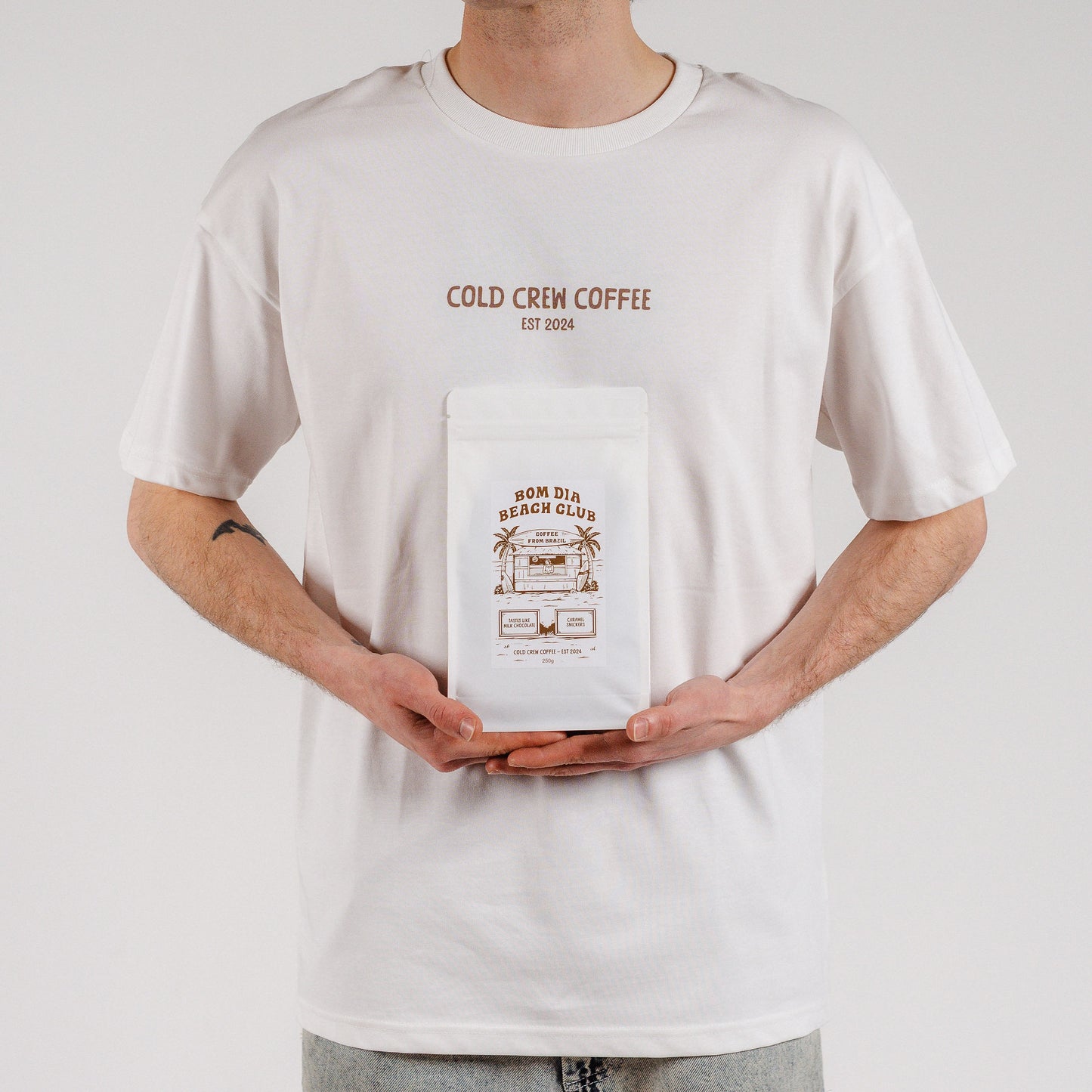 BOM DIA BEACH CLUB 100% Organic T-shirt
